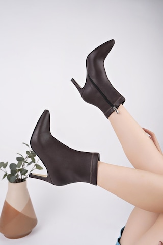 Nesilshoes Nesil Shoes Uraz 420 Kahve Fermuarlı İnce Topuklu Kadın Bot