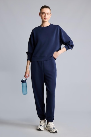 Defacto Ultra Yumuşak Oversize Bisiklet Yaka Dikiş Detaylı Modal Sporcu Basic Sweatshirt H4536ax26auın187 İndigo-ın187