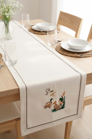 Kuş Nakışlı Runner 50x130 Cm Krem