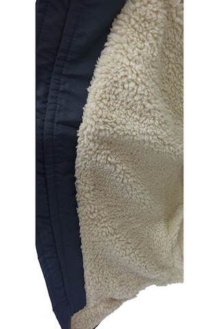 Erkek Çocuk Kapüşonu Çıkabilen İçi Peluş Astarlı Fermuar Ve Normal Cepli Siyah Renk Mont Siyah