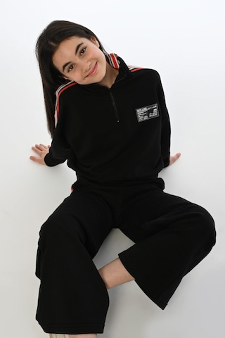 Kız Çocuk Yarım Fermuarlı Kolları Şeritli Dik Yaka Sweatshirt-13399-siyah Siyah