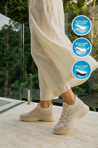 Ayakmod Bej Anorak Hafif Esnek Bağcıklı Kadın Casual Ayakkabı 2061 G