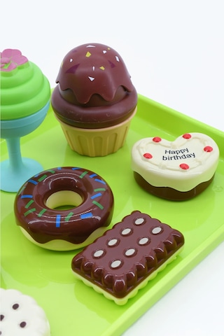 Tatlı Atölyesi Oyun Seti - 9 Parça Oyuncak Pasta, Dondurma, Kurabiye, Donut, Cheesecake, Cupcake & Tepsi 01