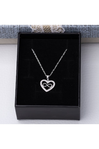 Kalp Sonsuzluk Model-2 925 Ayar Gümüş Zirkon Taşlı Kadın Kolye Gümüş