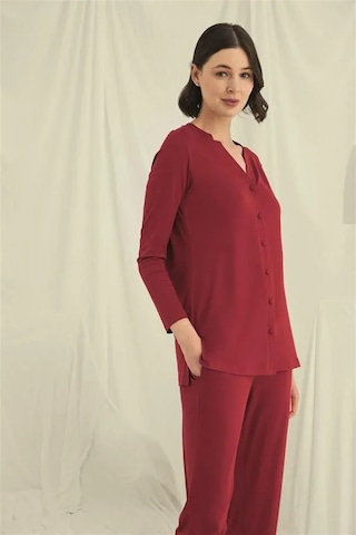 Veraura Lifestyle Kadın Uzun Kollu Boydan Düğmeli V Yaka Pijama Takımı Kırmızı