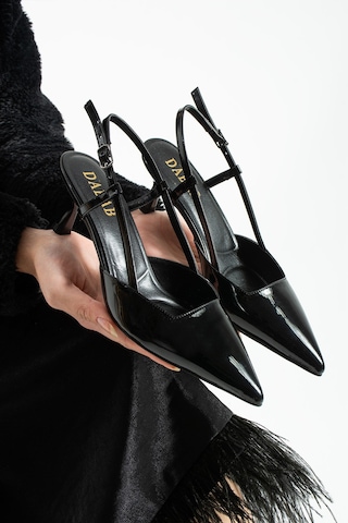 Dabab Shoes Lıya Kadın Siyah 6 Cm İnce Topuklu Bilekten Bantlı Arkası Açık Tokalı Sivri Burun Rugan Ayakkabı