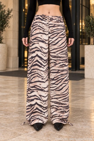 Polo State Kadın Krem Bej Zebra Desenli Bel Ve Paça Bağcıklı Bol Paça Pantolon