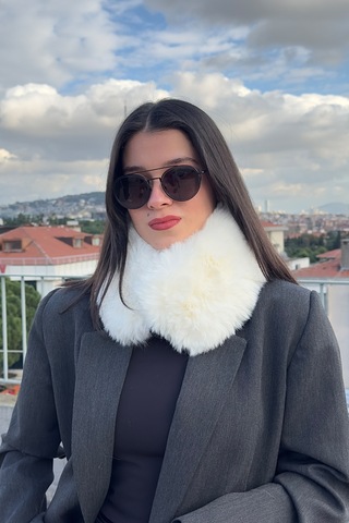 Mollycrush Suni Kürk Yumuşak Boyunluk Premium Mıktanıslı Kışlık Kadın Beyaz Peluş Boyunluk Beyaz