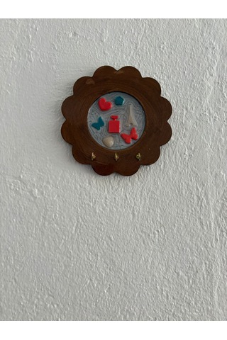 Pelince - Renkli Ayıcık Figürlü - Epoksi Ahşap Anahtar Askılığı Tek Ürün - Çap: 18 Cm Ahşap