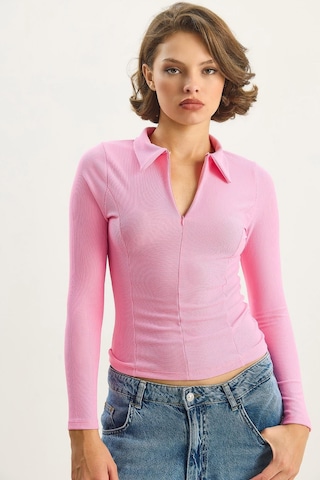 Shade Kadın Vücudu Saran Yarım Fermuarlı Fitilli Likralı Polo Yaka Basic Bluz 8073 60283602 - Şeker Pembe