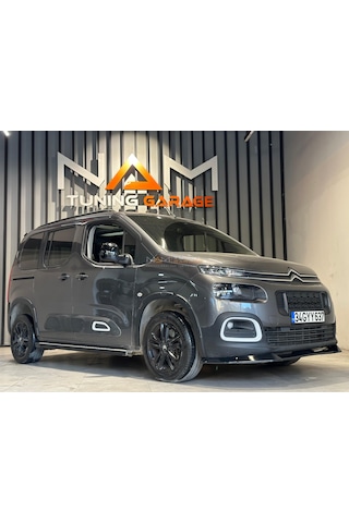 Peugeot Rifter Ön Lip Tampon Eki Parlak Siyah 2019+
