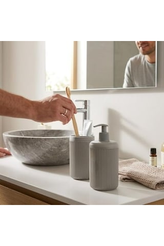 İkili Sabunluk Seti - Modern Banyo Ve Mutfak Tezgah Üstü Seti - Sıvı Sabunluk Ve Losyon Şişesi - Paslanmaz Pompalı 2'li Set-bej Renk-modern Şık Tasarım 000 Açık Krem