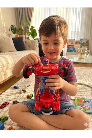 2'si 1 Arada Şimşek Mcqueen Dönüşen Robot Araba Işıklı Ve Sesli Kırmızı