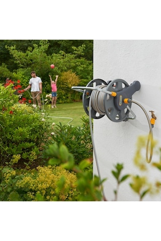 Hozelock 2475H Duvarda ve Yerde Kullanılabilen 60 m Kapasiteli Hortum Toplama Sarma Makarası