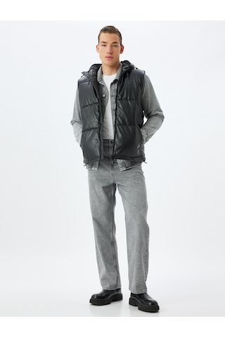 Koton Şişme Yelek Slim Fit Kapşonlu Fermuarlı Cepli Siyah 5wam20043hw