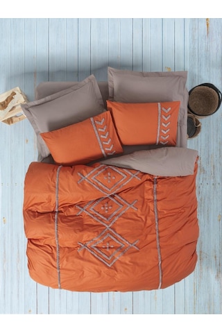 Cotton Box Puf Nakışlı Ranforce Çift Kişilik Nevresim Takımı Lia Çiçekli