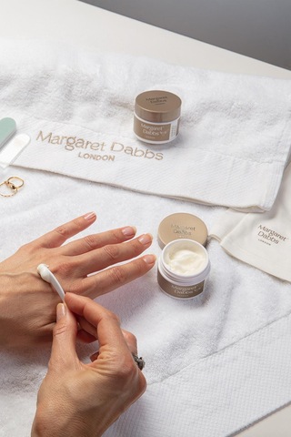 Margaret Dabbs London Pure Overnight Gece El Maskesi 150 ML