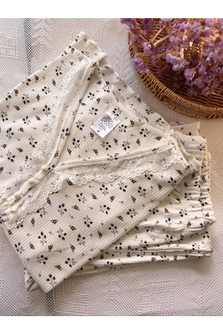 Leopar Ve Çiçek Desenli Pamuklu Penye Kumaş Pijama Takımı Ekru