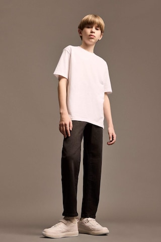 DeFacto Erkek Çocuk Straight Fit Basic Düz Jean Pantolon C7230A825SMNM40