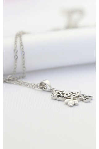 Nano Siyah Taşlı Yapraklı Kelebek Gümüş Kolye-Silver