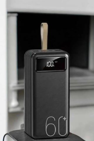 Powerbank 60.000 Mah 4 Portlu Uzun Şarj Süreli Dijital Göstergeli Çok Renkli