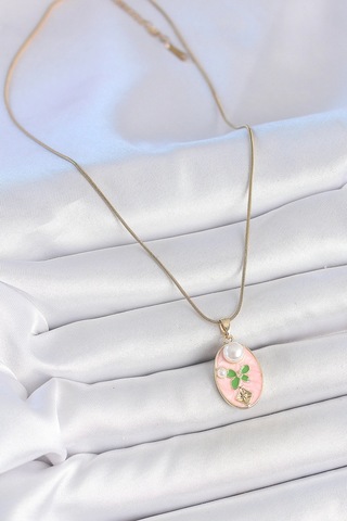 316l Çelik Gold Renk Zincir Pembe Mineli Oval İncili Çiçek İşlemeli Portre Model Kadın Kolye Çok Renkli