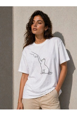 Freedom Storee Kadın Minimal Kedi Çizim Baskılı Tişört Kısa Kol Yazlık T-shirt - Beyaz Çok Renkli
