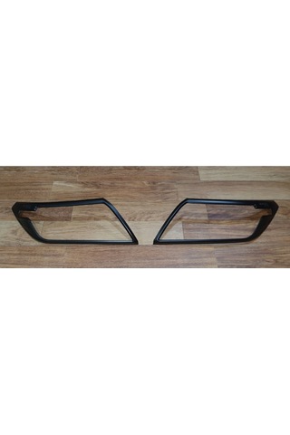 Ducki Navara 2014 Sonrası Far Çerçevesi Siyah