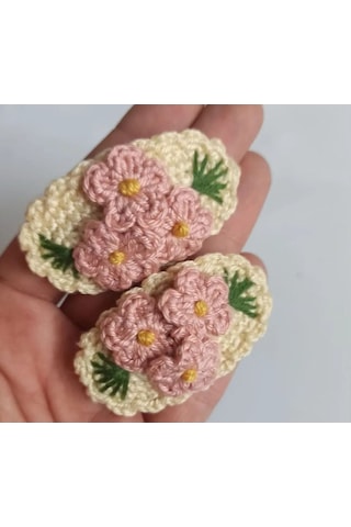 Çocuk Üç Çiçekli Amigurumi Örgü Toka Bej Tek Ebat Çok Renkli