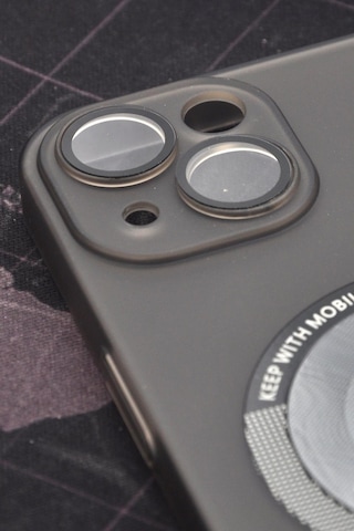 Apple Uyumlu iPhone 13 Uyumlu Siyah Renkli Yarı Şeffaf İnce Sert Kapak Kılıf Kamera Lens Korumalı Siyah -