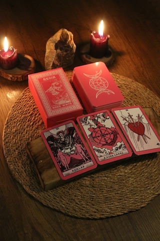 Pembe Cadı Tarot Destesi 78 Kart - Kişiye Özel İsim Baskılı Arındırma Kesesi - Demet Tütsü