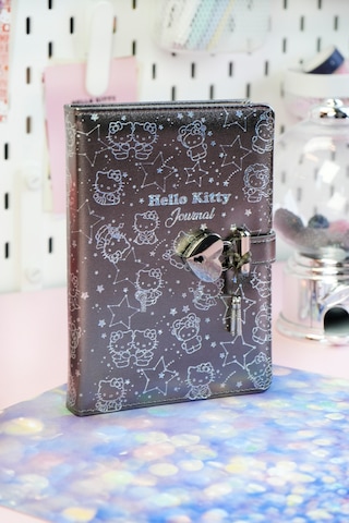 Victoria's Journals Hello Kitty Hush Hush Kilitli Çizgili Defter – 160 Yaprak, Kutulu, Özel Tasarım