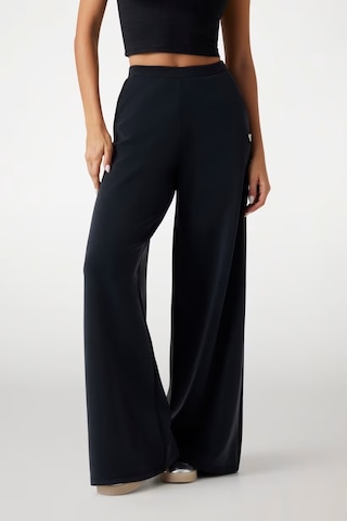 Guess Olympe Scuba Modal Karışımlı Palazzo Fit Kadın Eşofman Altı V4yb07kcay2 Siyah