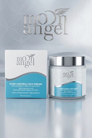 Acne Control Krem Akneye Eğilimli Ciltler İçin Nemlendirici Yüz Kremi Niacinamide & Hyaluronic Acid