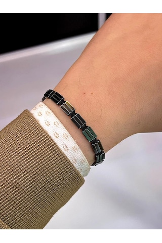 Nursaat 3'lü Siyah-Yeşil-Lacivert Düz Hematit Taş İpli Makrome Örgülü Kombin Taş Bileklik Çok Renkli