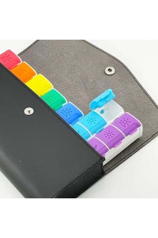 Siyah Taşıma Çantalı 7 Li Renkli Weekly İlaç Kutusu Seti Gri