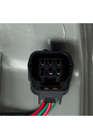 Ford Ranger Stop Lambası Sağ Beyaz/duylu 2009-2010-2011