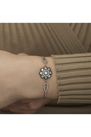 Cruse 925 Ayar Gümüş Rose Çiçek Desenli Elmas Montür Bileklik