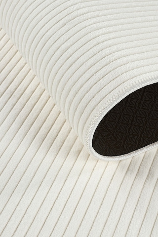 Tropikal Home Relax Dekoratif Kaymaz Tabanlı Yıkanabilir ve Leke Tutmaz Dört Mevsim Yolluk Krem