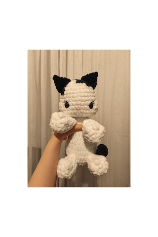 El Yapımı Tek Parça Tığ İşi Peluş: Kedi Amigurumi Çok Renkli