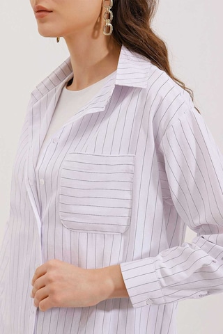 Gabria Tek Cep Arkası Uzun Gömlek Beyaz