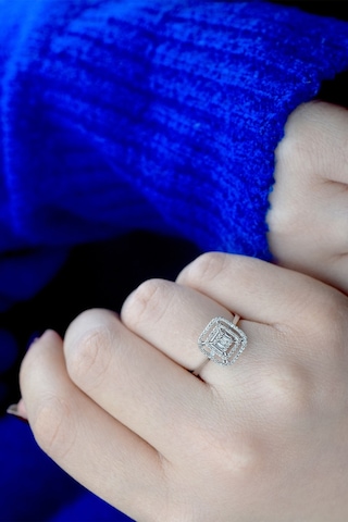 0.25 Ct. Modern Tasarım Çift Sıra Baget Pırlanta Yüzük