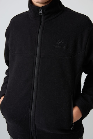 Tommy Life Siyah Kalın Yumuşak Dokulu Standart Fit Nakışlı Polar Erkek Çocuk Sweatshirt - 11223 Siyah