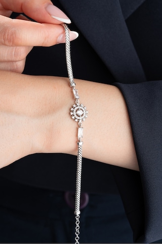 Çekirdekjewelry 925 Ayar Gümüş Zirkon Taşlı Şık Kadın Bileklik Ayarlanabilir Zarif Tasarım Gri