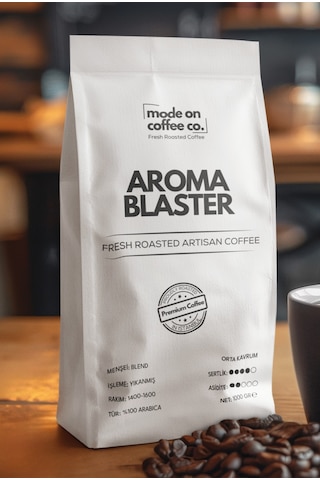 %100 Arabica Aroma Blaster Espresso Çekirdek Kahve Orta Kavrum 1000g - Öğütülmemiş Bütün Çekirdek %100 Arabica Aroma Blaster Espresso Çekirdek Kahve Orta Kavrum 1000g - Öğütülmemiş Bütün Çekirdek