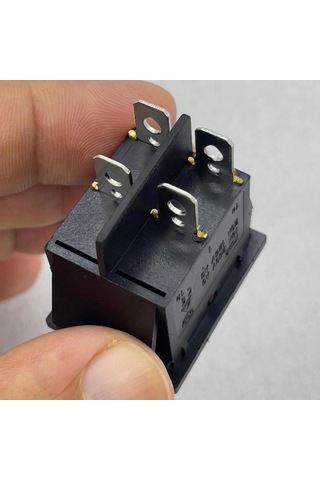 Ic-103 İkili Işıksız Anahtar 4p
