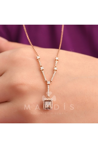0.45 Karat Baget Pırlanta Kolye 34368195