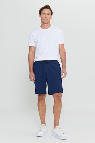 AC&Co / Altınyıldız Classics Erkek Lacı Pamuklu Standart Fit Normal Kesim Beli Bağlamalı Yan Cepli Örme Şort Lacı Lacivert