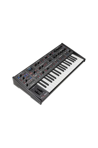 Sequential Fourm Compact Polyphonic Analog Synthesizer