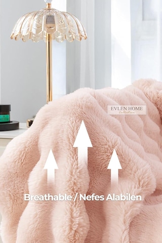 Evlen Home Kürk Yatak Örtüsü Çift Kişilik Dolgulu Peluş Yumuşak Çift Taraflı Yorgan 3 Parça Loria Pudra